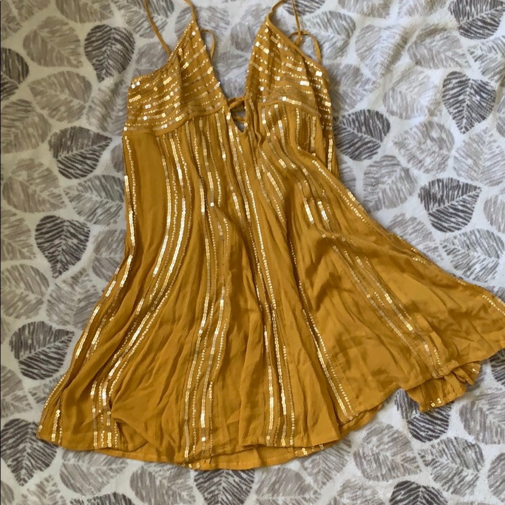 SOLD - Free people swing tunic top or mini dress!